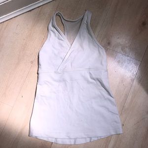 Lululemon tank